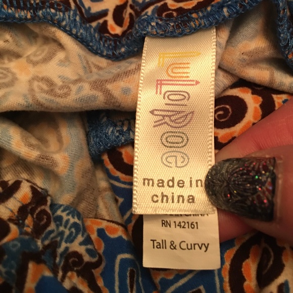 LIKE NEW LuLaRoe Leggings - TC - Picture 3 of 5